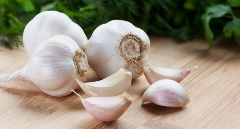 Why You Must Eat Raw Garlic