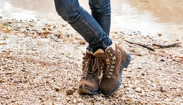 Hiking shoes for women