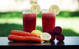 7 Reasons why Women should drink beetroot and carrot juice every day