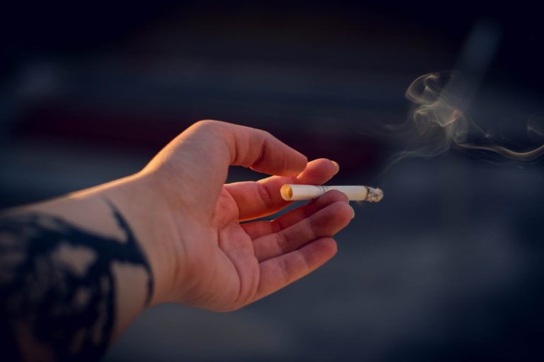 5 Easy ways to Quit Smoking