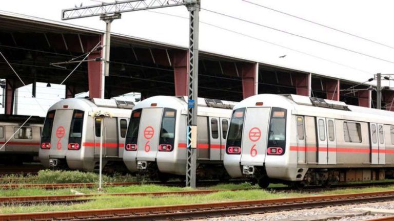 Metro travels: Tips to Stay Safe While Traveling 